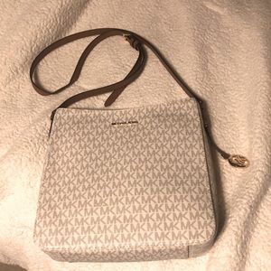 Michael Kors Crossbody Bag